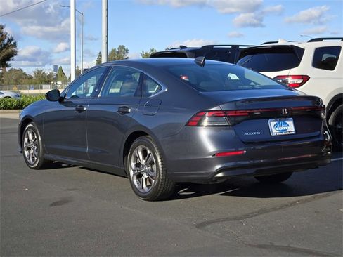 Used 2023 Honda Accord EX image 6