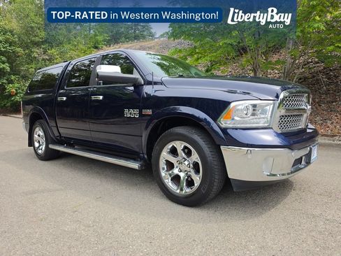 Used 2014 RAM 1500 Laramie w/ Convenience Group AWD/4WD image 3