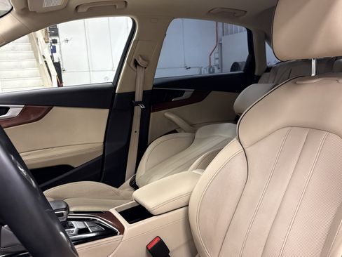 Used 2021 Audi A4 2.0T Premium Plus image 5