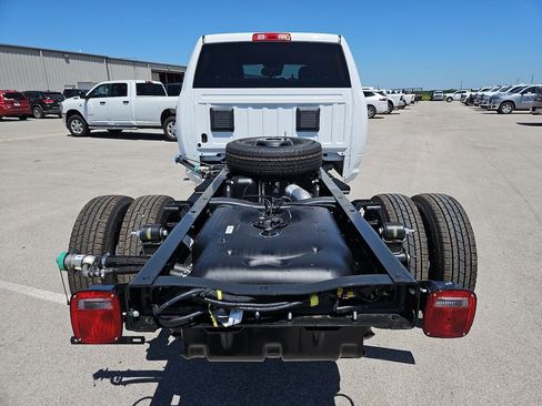New 2026 RAM 3500 Tradesman AWD/4WD image 6