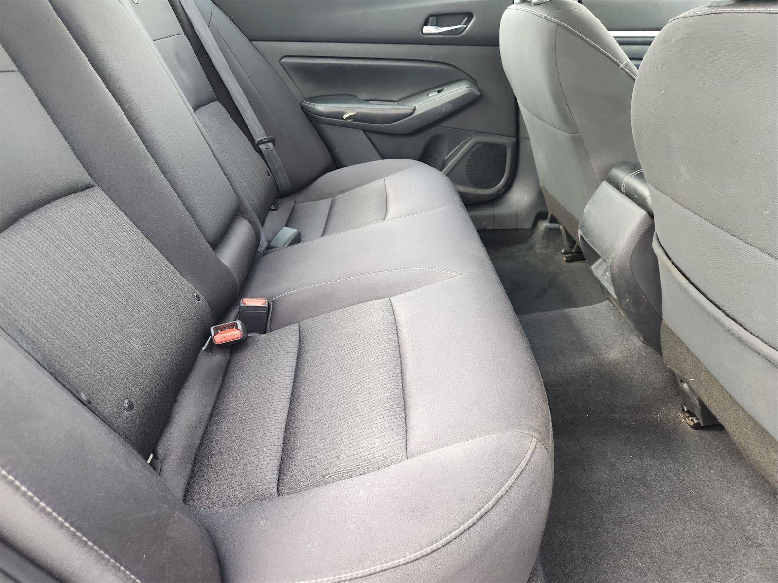Used 2022 Nissan Altima 2.5 SV FWD image 29
