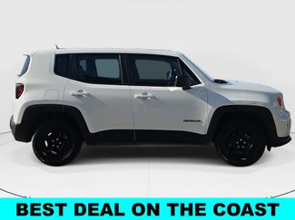 Used 2022 Jeep Renegade Sport video 2