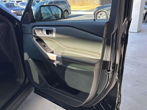 Used 2023 Ford Explorer Timberline image 12