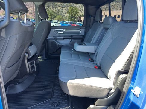 Used 2023 RAM 1500 Big Horn AWD/4WD image 12