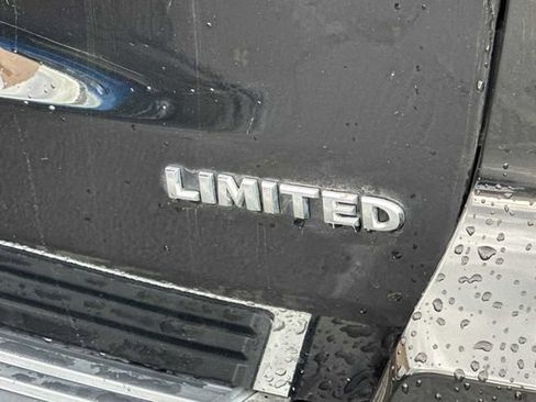 Used 2018 Jeep Grand Cherokee Limited image 9