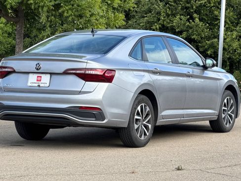Used 2024 Volkswagen Jetta S FWD image 4