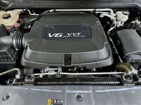 Used 2016 GMC Canyon SLT w/ Driver Alert Package image 31