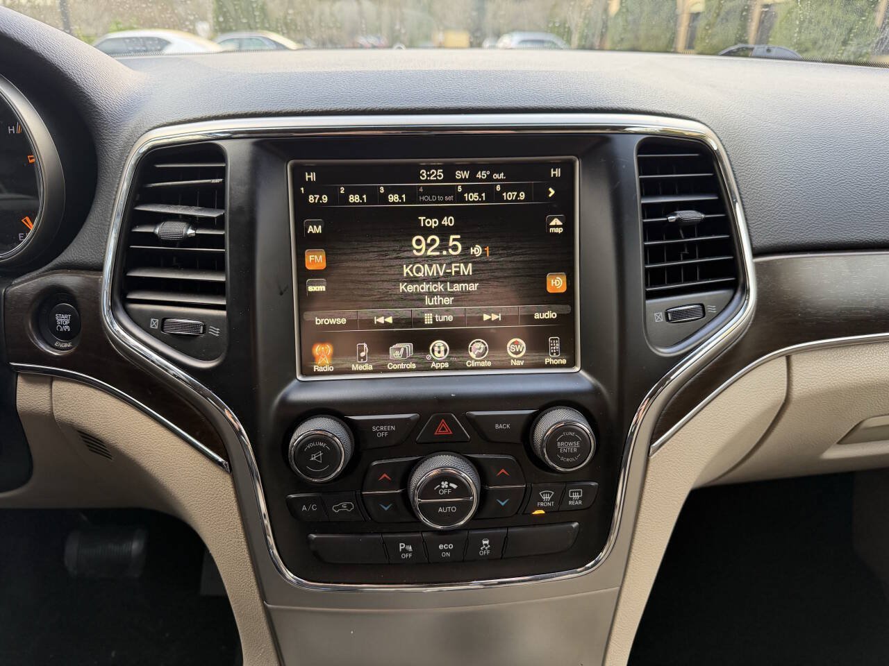 Used 2015 Jeep Grand Cherokee Limited AWD/4WD image 19