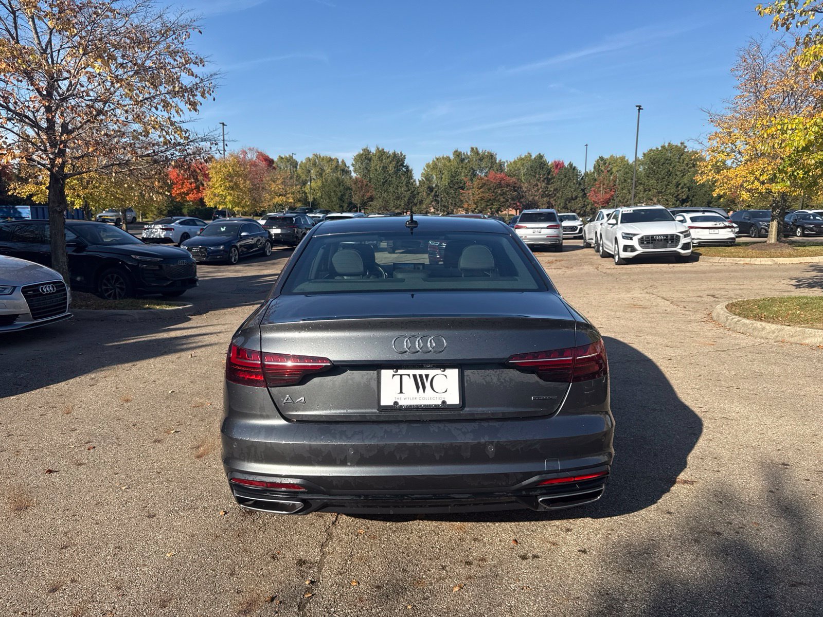Used 2025 Audi A4 2.0T Premium Plus AWD/4WD image 4