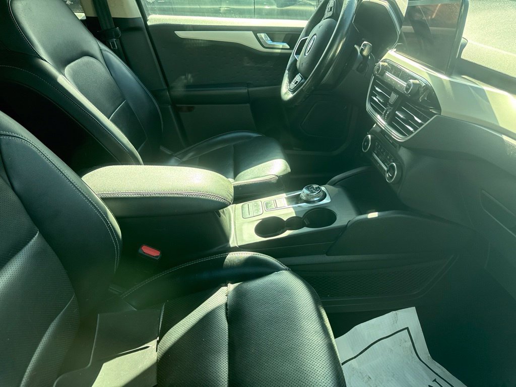 Used 2020 Ford Escape SEL FWD image 32