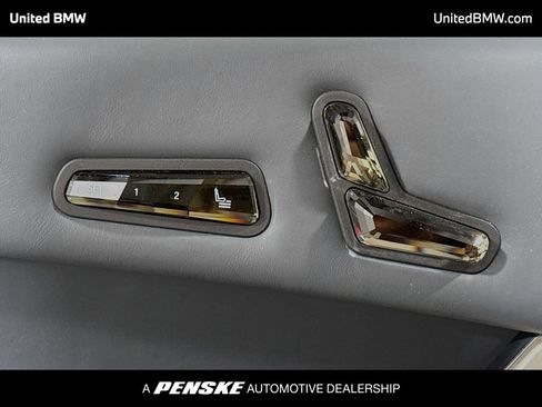 Used 2023 BMW iX M60 w/ Executive Package image 4