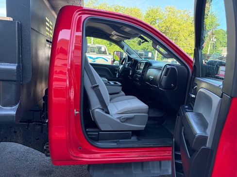 Used 2018 Chevrolet Silverado 3500 W/T w/ WT Convenience Package AWD/4WD image 32