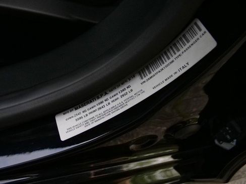 Used 2019 Maserati Quattroporte S image 45