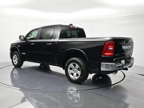 New 2026 RAM 1500 4x4 Crew Cab image 8
