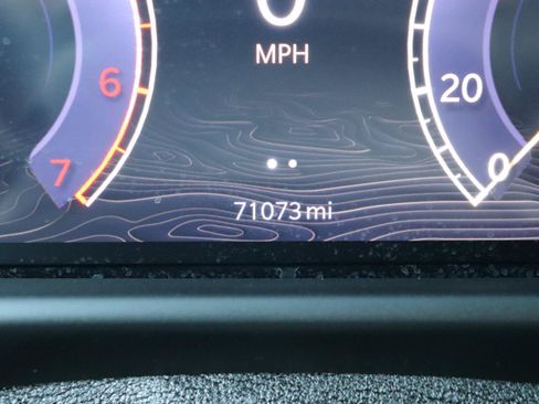 Used 2024 Jeep Wagoneer L Series II w/ Flexible Seating Group AWD/4WD image 32