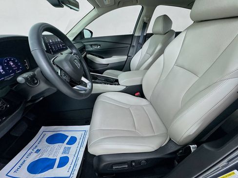 Used 2025 Honda Accord Touring image 28