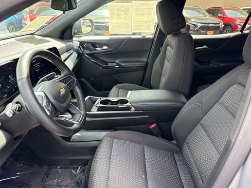 Used 2025 Chevrolet Equinox LT AWD/4WD image 21