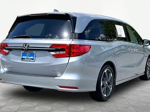 Used 2024 Honda Odyssey Elite image 6