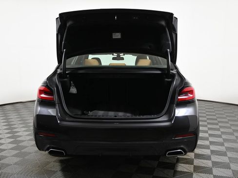 Certified 2022 BMW 540i xDrive w/ M Sport Package image 38