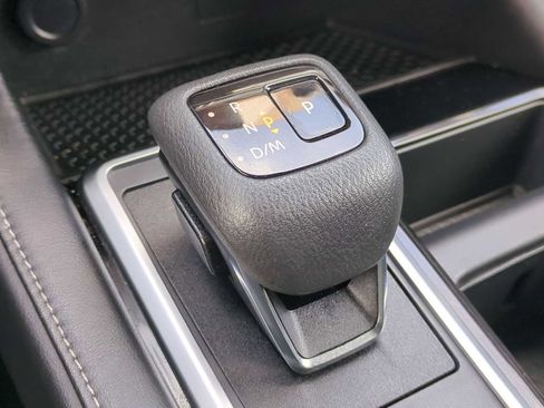 Used 2022 Nissan Pathfinder SV FWD image 21
