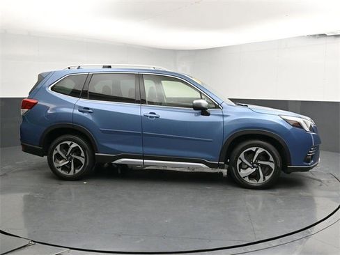 Used 2022 Subaru Forester Touring image 15