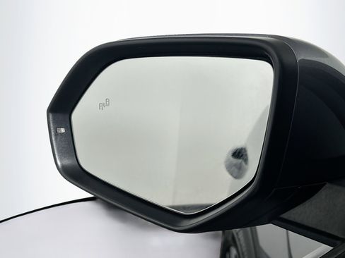 Used 2024 Volkswagen Atlas Cross Sport SE image 16