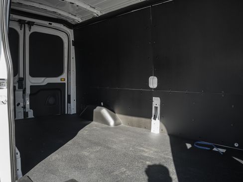 New 2026 Ford Transit 250 148 Medium Roof w/ Load Area Protection Package image 31