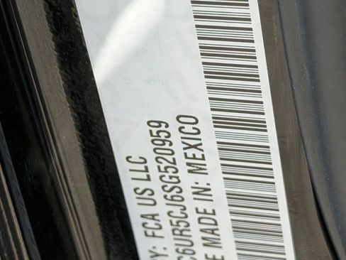 Certified 2025 RAM 2500 Tradesman AWD/4WD image 32
