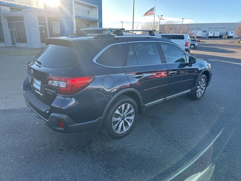 Used 2018 Subaru Outback 3.6R Touring w/ Popular Package #3 image 37