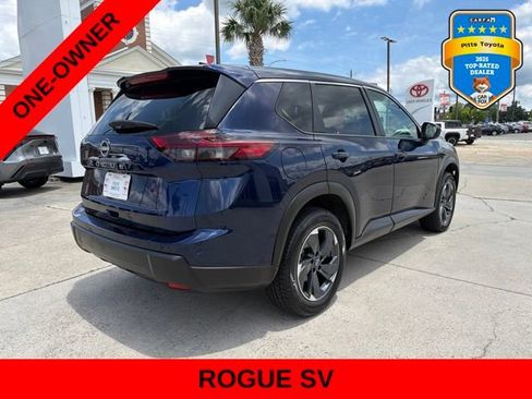 Used 2025 Nissan Rogue SV FWD image 5