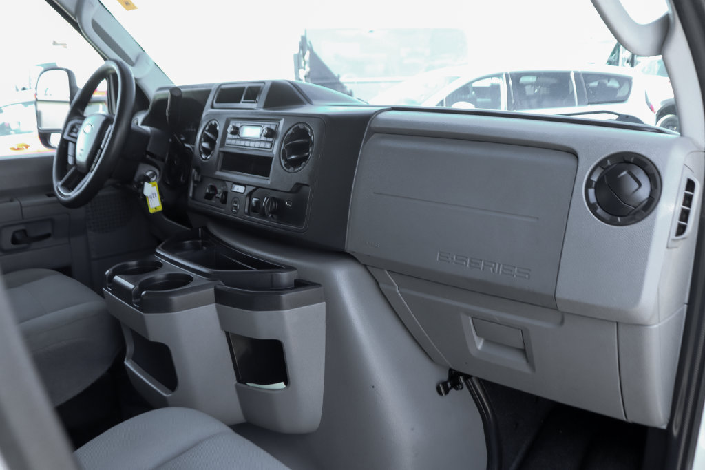 Used 2021 Ford E-450 and Econoline 450 Super Duty w/ Power Windows & Locks Group RWD image 34