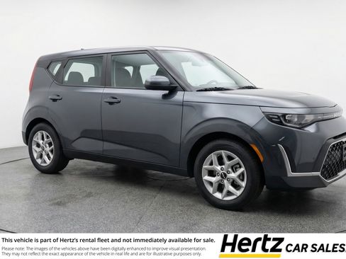 Used 2025 Kia Soul LX w/ LX Technology Package image 1