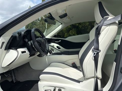 Used 2026 Lexus LC 500 Coupe image 11