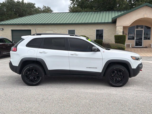 Used 2021 Jeep Cherokee Trailhawk AWD/4WD image 6