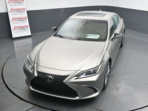 Used 2021 Lexus ES 350 w/ Accessory Package 2 image 27