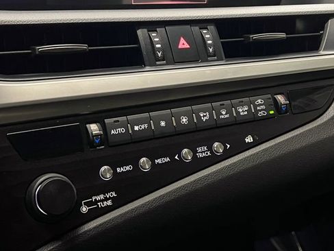 Used 2019 Lexus ES 350 w/ Accessory Package 2 FWD image 20
