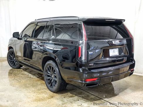 Certified 2024 Cadillac Escalade Sport w/ LPO, ONYX Package image 8