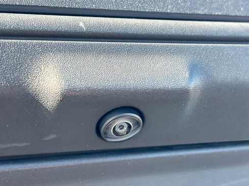 Used 2023 Ford F150 XLT image 6