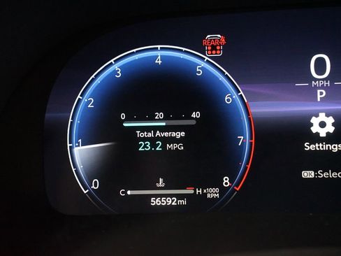 Used 2024 Toyota Highlander Limited image 16