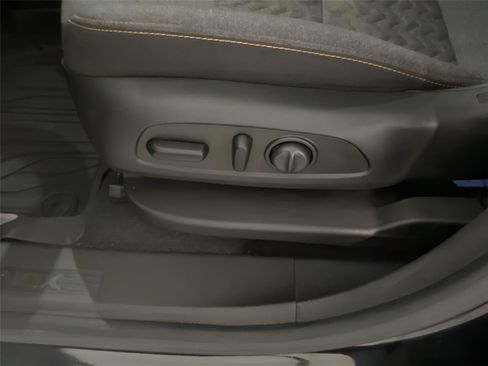 Certified 2024 Chevrolet Equinox LT w/ LPO, Floor Liner Package FWD image 15