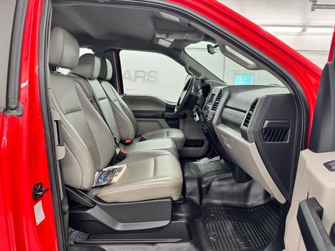 Used 2021 Ford F550 4x4 SuperCab Super Duty image 23