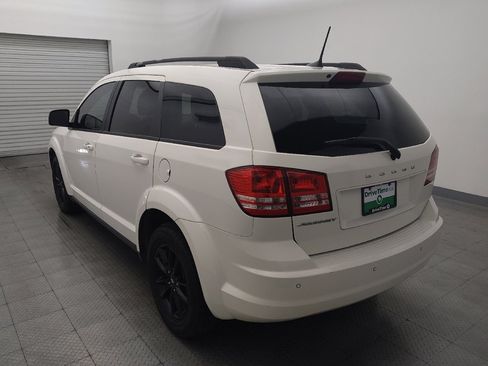 Used 2020 Dodge Journey SE w/ SE Popular Equipment Group image 5