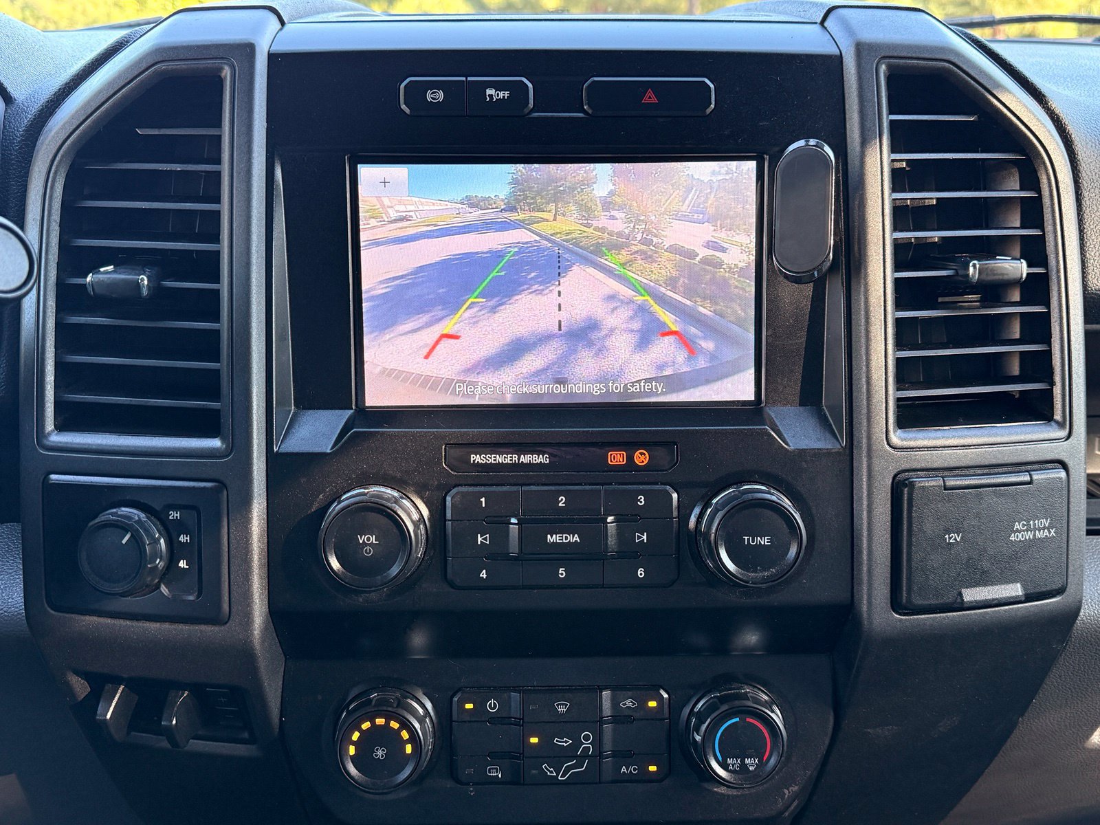 Used 2022 Ford F350 XL w/ Power Equipment Group AWD/4WD image 30