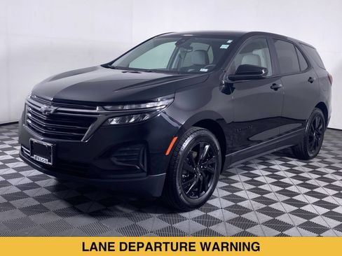 Certified 2024 Chevrolet Equinox LS w/ LS Convenience Package FWD image 16