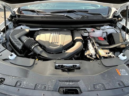 New 2025 Chevrolet Traverse LT w/ Driver Confidence Package image 11