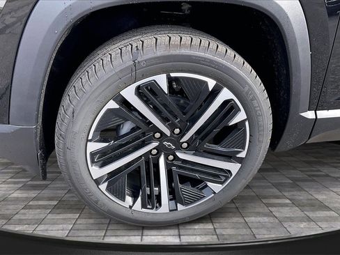 New 2026 Chevrolet Equinox RS w/ Convenience Package III image 12