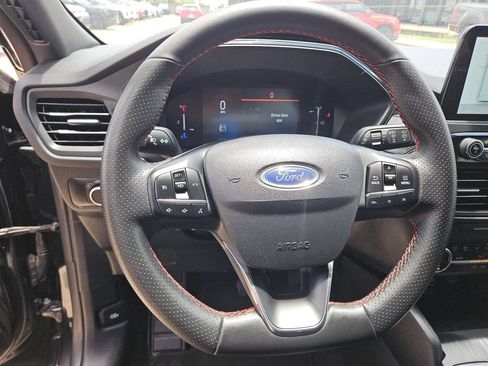 Used 2025 Ford Escape ST-Line AWD/4WD image 18