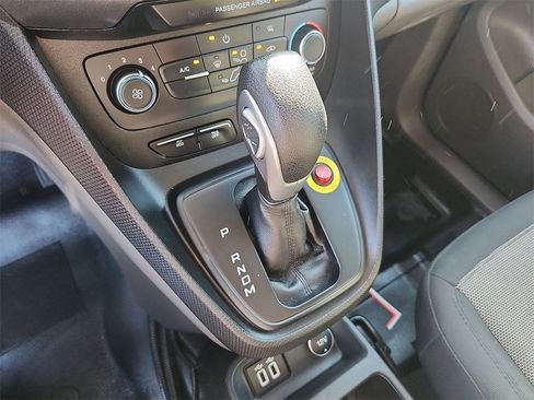 Used 2019 Ford Transit Connect XL image 15