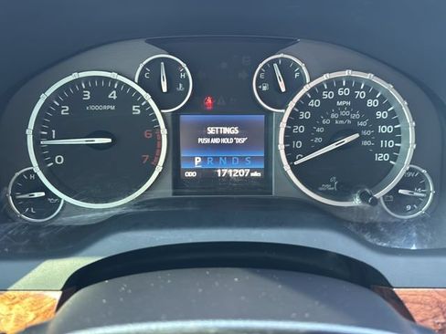 Used 2014 Toyota Tundra 1794 Edition AWD/4WD image 19