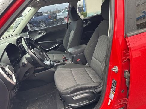 Used 2021 Kia Soul GT-Line image 13